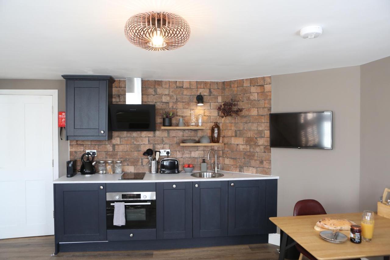 No 12 - Stunning Self Check-In Apartments In Worcester Centre المظهر الخارجي الصورة