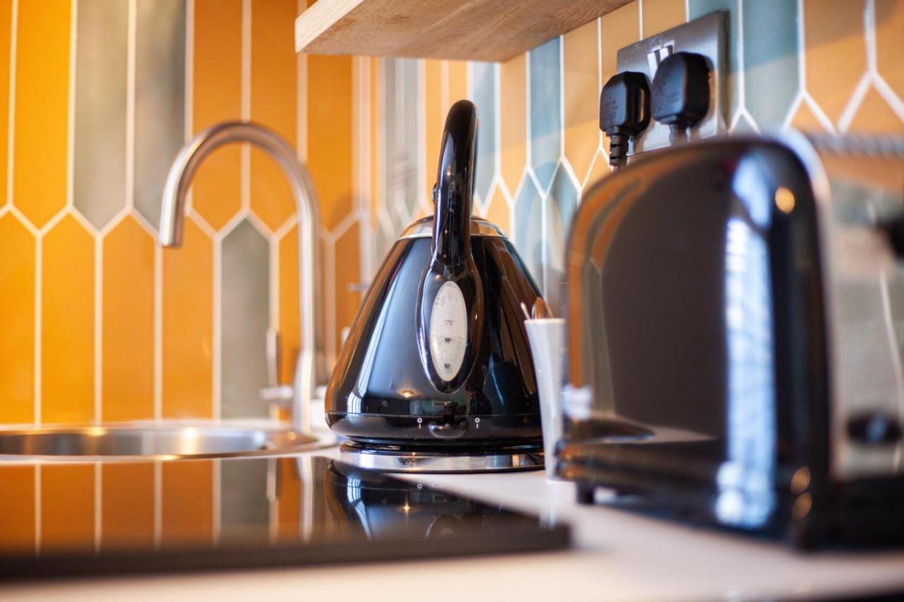 No 12 - Stunning Self Check-In Apartments In Worcester Centre المظهر الخارجي الصورة